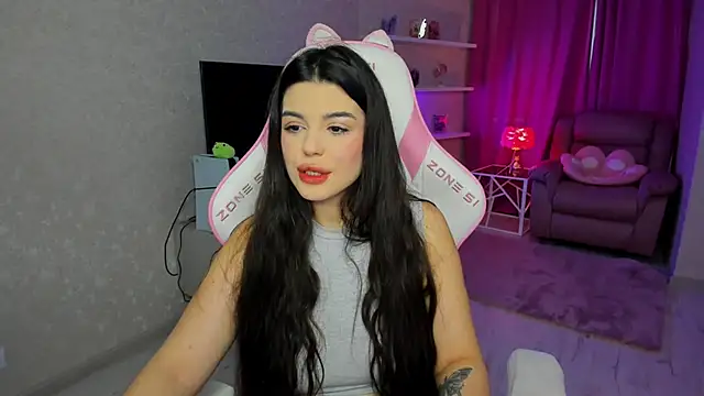 AlluringAriel online show from April 5, 11:28 am