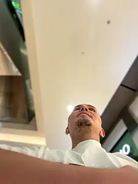 adam-rivera online show from January 10, 1:34 am