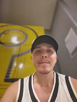 adam-rivera online show from September 30, 10:05 pm