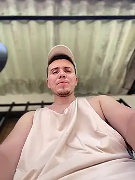 adam-rivera online show from November 18, 4:54 pm