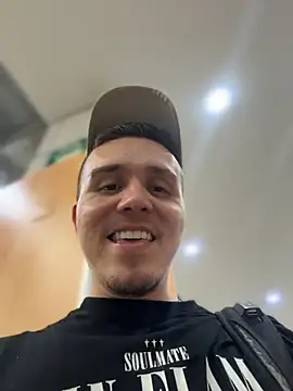 adam-rivera online show from March 26, 10:07 pm