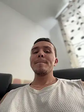 adam-rivera online show from April 4, 3:07 pm