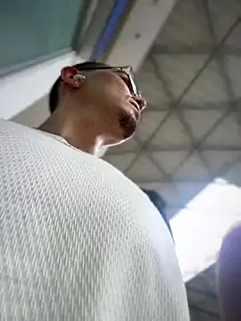 adam-rivera online show from September 13, 4:29 pm