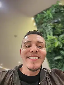 adam-rivera online show from September 25, 2:06 am