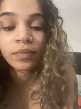 Snapshot of 1prettygem chatting on December 22, 12:17 am 1prettygem online show from December 22, 12:17 am