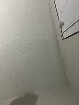 Snapshot of 1prettygem chatting on December 23, 6:55 am 1prettygem online show from December 23, 6:55 am