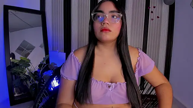 melodiipierce  online show from March 15, 12:13 pm