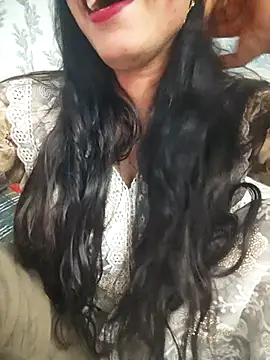 Snapshot of Haniya-143 chatting on July 3, 11:17 am Haniya-143 online show from July 3, 11:17 am