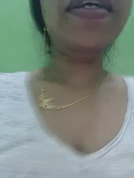 Snapshot of Haniya-143 chatting on July 18, 4:48 pm Haniya-143 online show from July 18, 4:48 pm