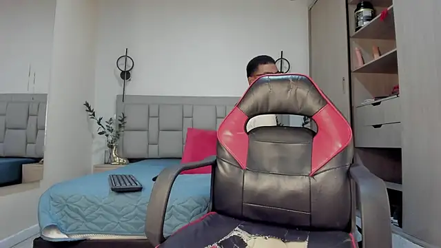 JEFFREY COTTOM online show from November 22, 11:31 am