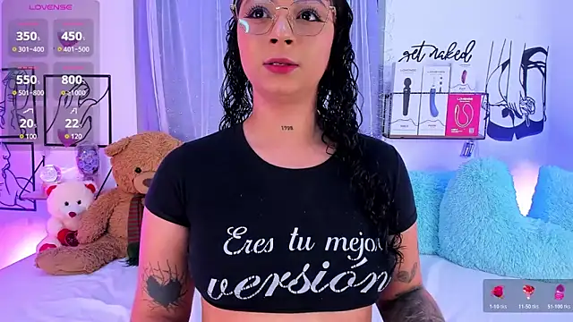 Mari Sweett online show from March 7, 9:53 pm