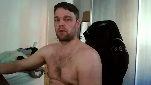 Snapshot of The_big_viking_ chatting on May 5, 1:03 pm The big viking online show from May 5, 1:03 pm