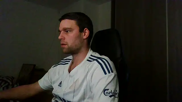 Snapshot of The_big_viking_ chatting on December 27, 1:28 pm The big viking online show from December 27, 1:28 pm