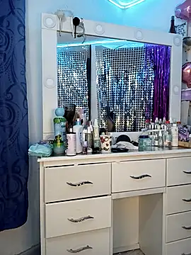 Luna SofiaXX online show from February 27, 9:29 am