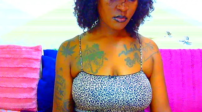 TattoedGoddessxx online show from March 11, 11:15 pm