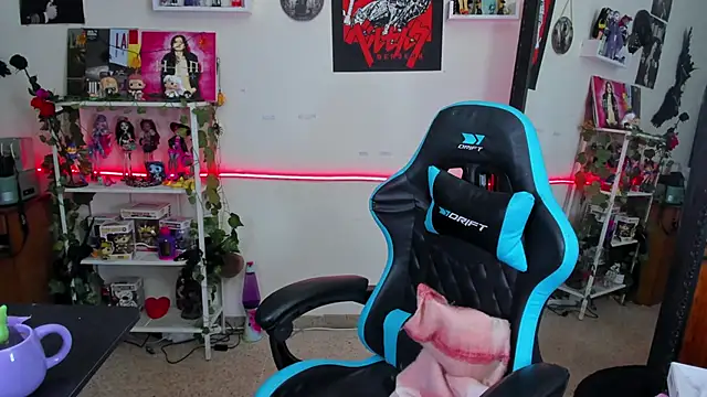 Snapshot of _sakae_ chatting on November 20, 8:15 am sakae online show from November 20, 8:15 am