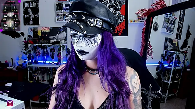 Snapshot of _sakae_ chatting on October 2, 7:01 am  sakae  online show from October 2, 7:01 am