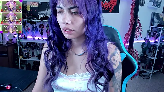 Snapshot of _sakae_ chatting on October 1, 7:46 am  sakae  online show from October 1, 7:46 am