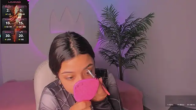 Ariana Pierce online show from November 19, 12:38 pm