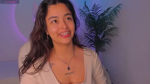 Ariana Pierce online show from October 29, 12:26 pm