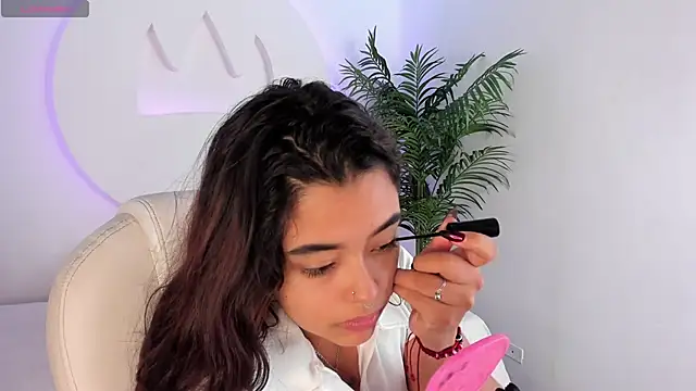 Ariana Pierce online show from October 25, 12:28 pm