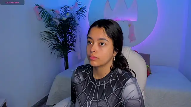 Ariana Pierce online show from November 1, 12:21 pm