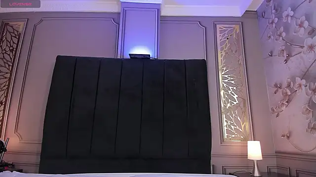 sammy petite   online show from February 5, 8:04 pm