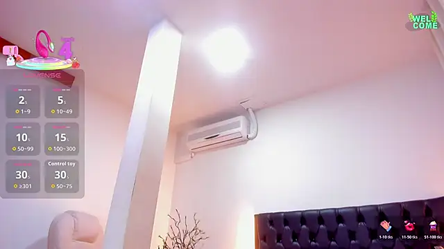 Snapshot of miaa-sofiaa chatting on October 31, 6:37 pm miaa-sofiaa online show from October 31, 6:37 pm