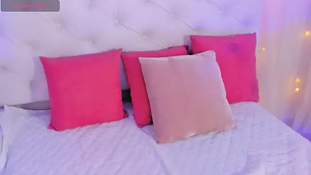 anchela-garcia1 online show from October 27, 2:40 pm