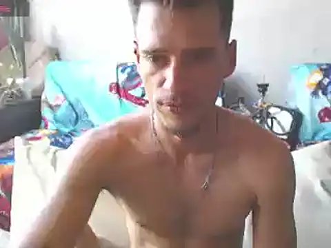 roystonee10 online show from December 18, 1:45 pm