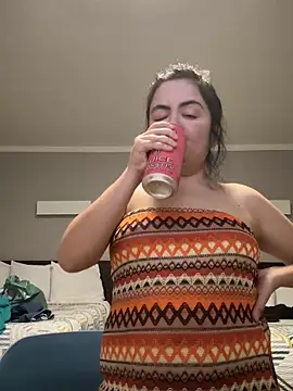 littlemissbabycakes online show from February 6, 4:30 am