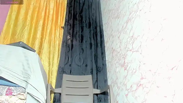 salomezanin online show from September 19, 2:43 pm