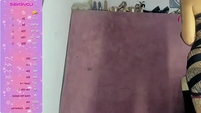 salomezanin online show from March 17, 10:08 pm