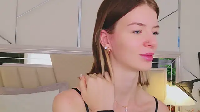 MeganMour online show from October 27, 5:14 pm