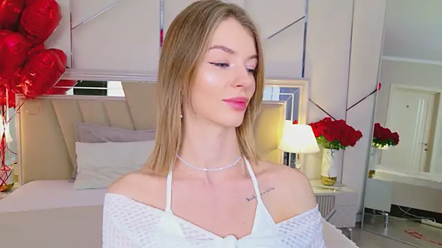 MeganMour online show from February 10, 5:12 pm