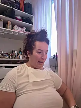 Engel mia online show from January 17, 1:04 pm