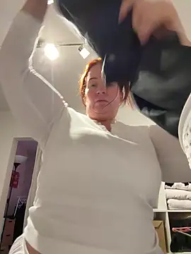 Engel mia online show from February 12, 1:11 pm