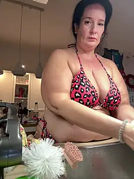 Snapshot of Engel_mia chatting on June 29, 9:47 pm Engel mia online show from June 29, 9:47 pm