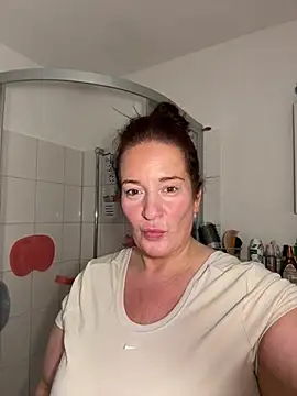 Engel mia online show from March 26, 8:23 am