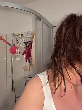 Engel mia online show from March 15, 11:39 am