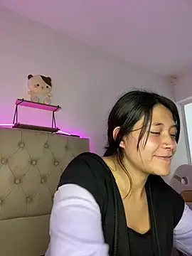 mariana 21x online show from February 25, 1:32 pm