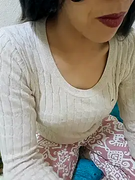 Snapshot of Linda-53 chatting on January 24, 9:26 pm Linda-53 online show from January 24, 9:26 pm