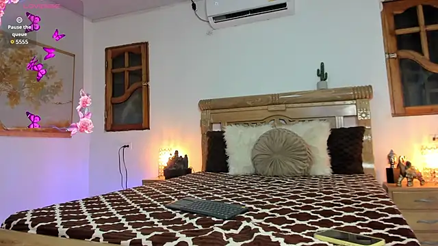 oriana faddila online show from July 1, 2:56 am