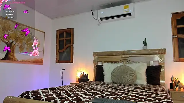 oriana faddila online show from July 2, 3:18 am