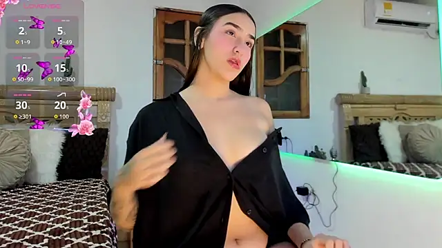 oriana faddila online show from April 8, 3:30 am