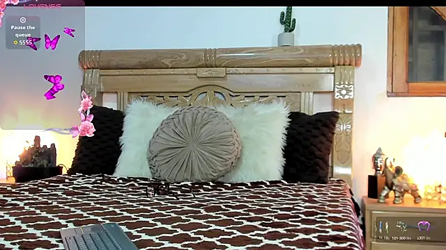 oriana faddila online show from July 16, 3:47 am