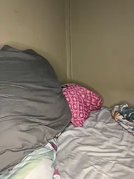 Snapshot of fathomless chatting on March 19, 3:30 am fathomless online show from March 19, 3:30 am