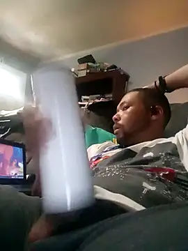 Creationmonster0 online show from September 18, 1:47 pm