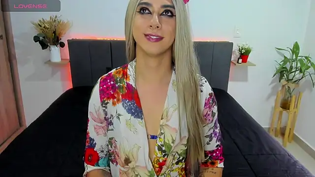 ashley sans2000 online show from November 4, 6:11 pm