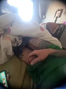 sweet24c online show from December 12, 8:25 am